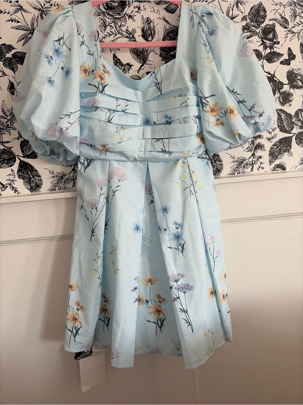 ✨L✨ Blue Floral Whimsical Puff-Sleeve Mini Dress